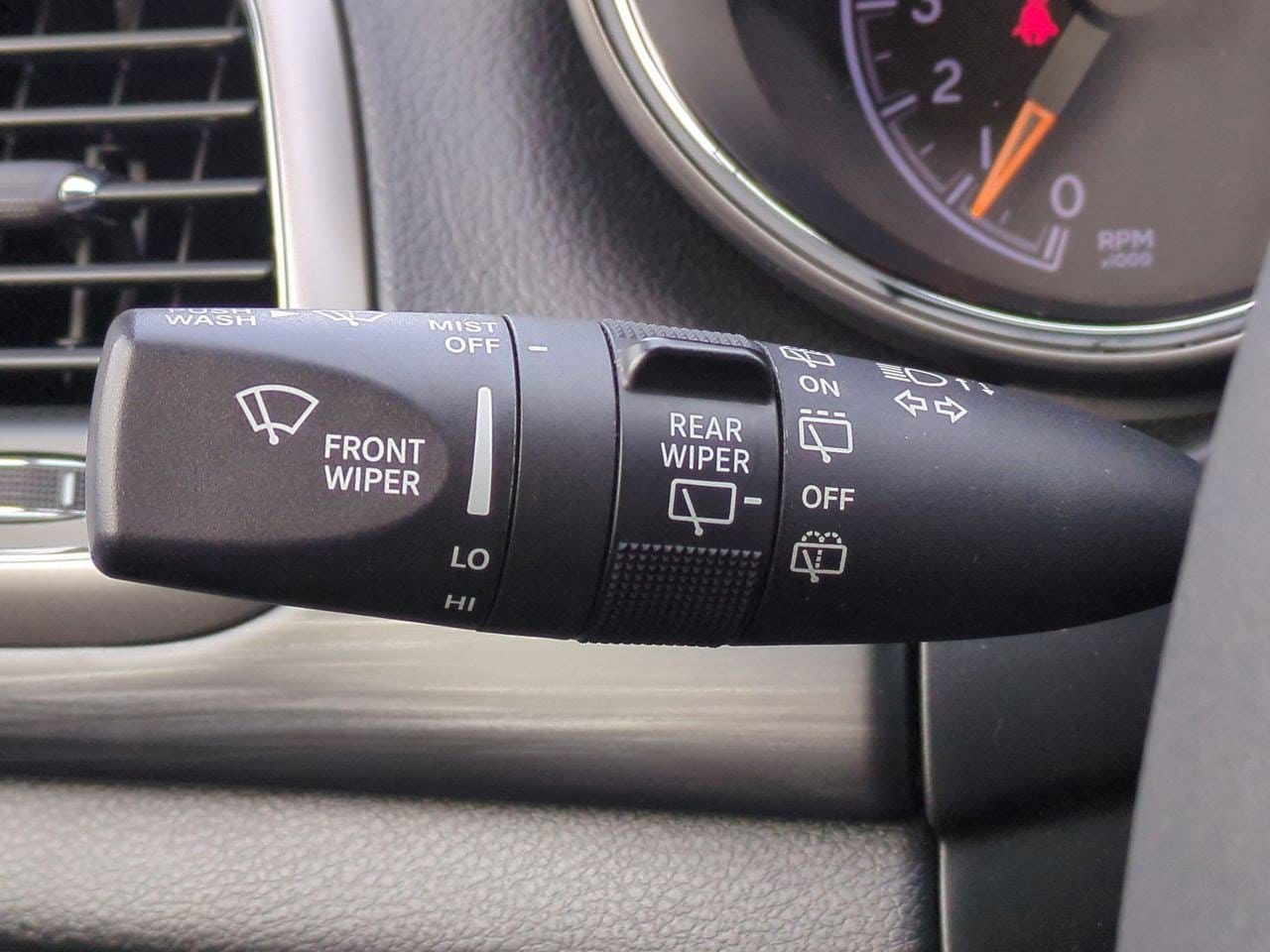 Thumbnail: 2020 Jeep Grand Cherokee - 26