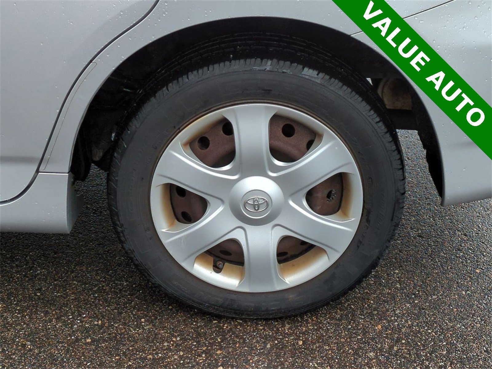Thumbnail: 2009 Toyota Matrix - 12