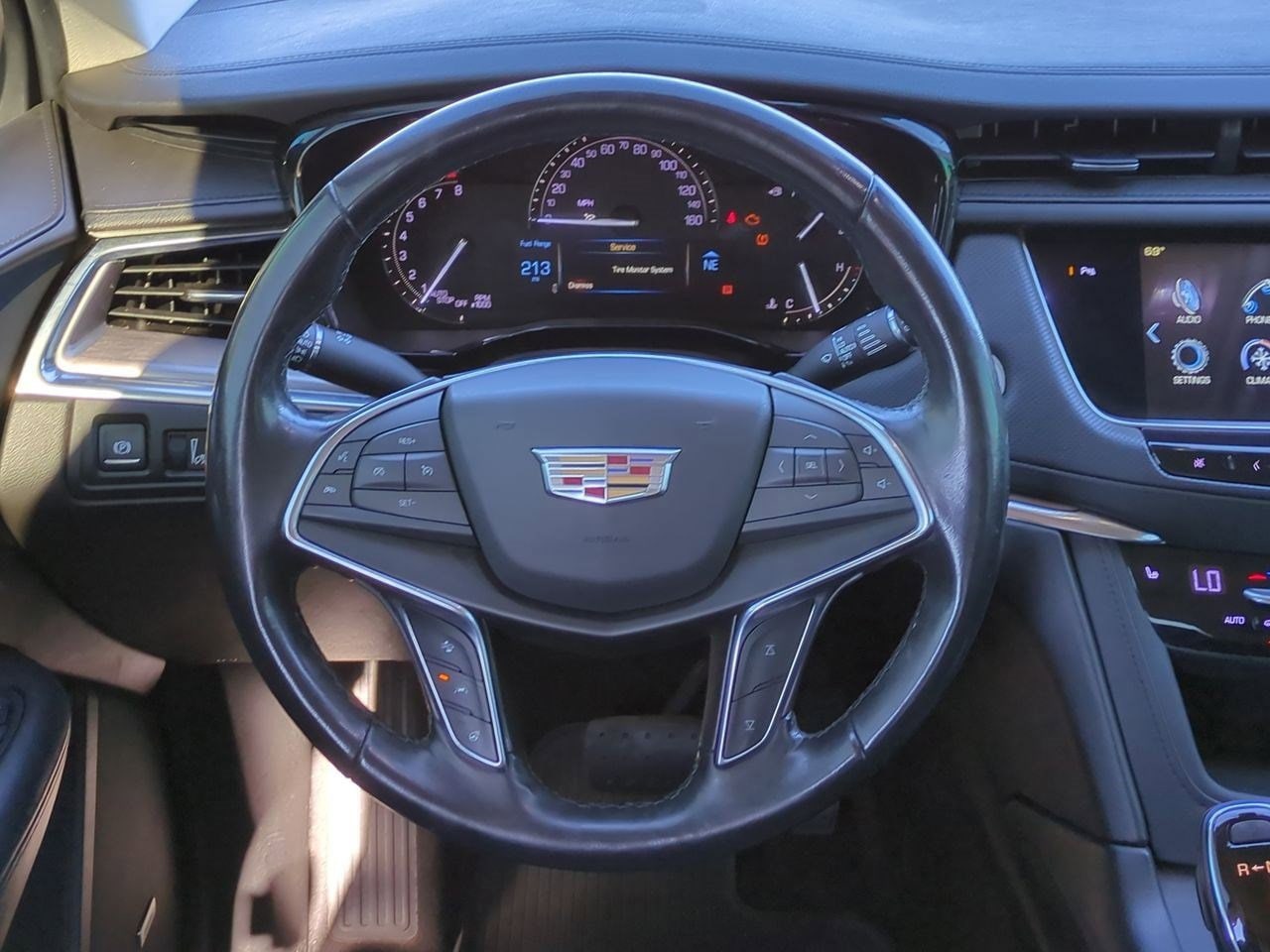 Thumbnail: 2018 Cadillac XT5 - 23