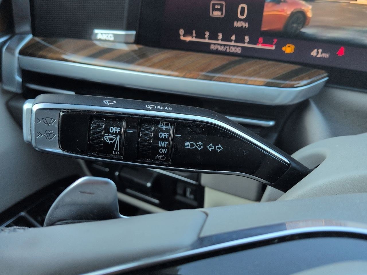 Thumbnail: 2025 Cadillac Escalade - 29