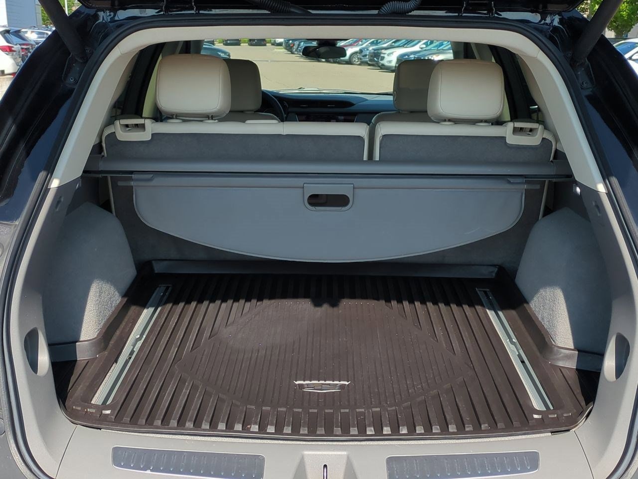 Thumbnail: 2022 Cadillac XT5 - 33
