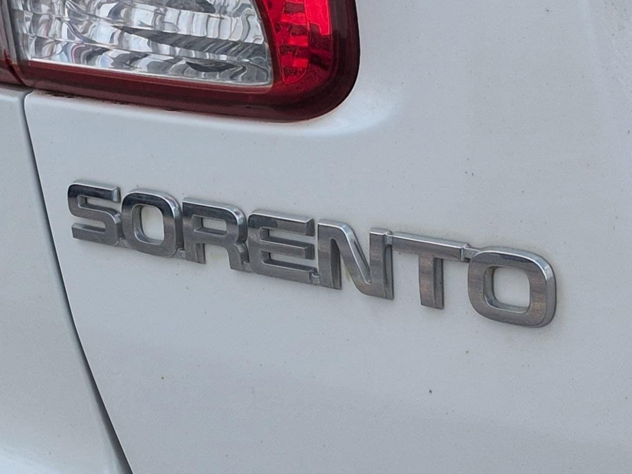Thumbnail: 2013 Kia Sorento - 12