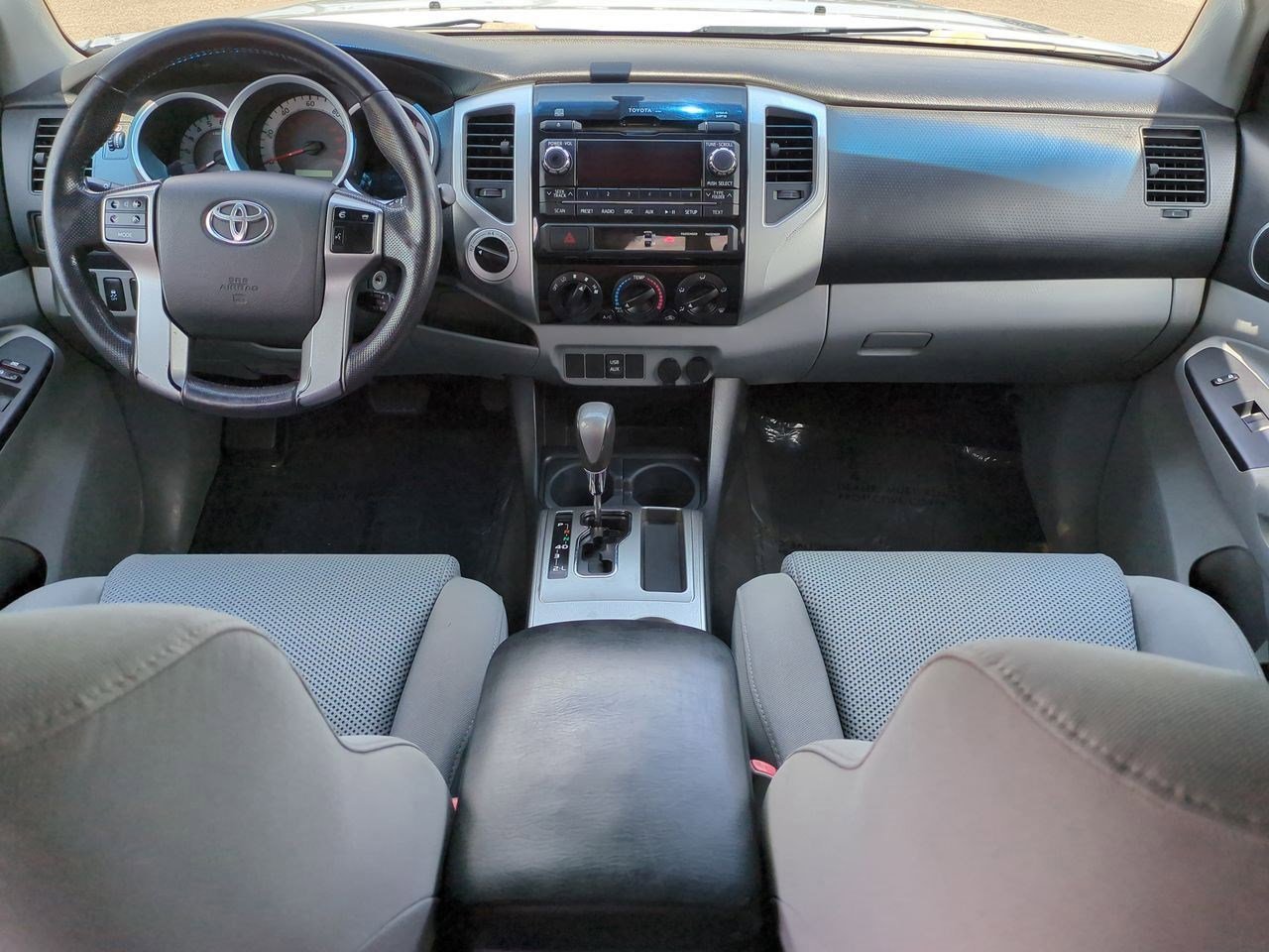 Thumbnail: 2012 Toyota Tacoma - 14
