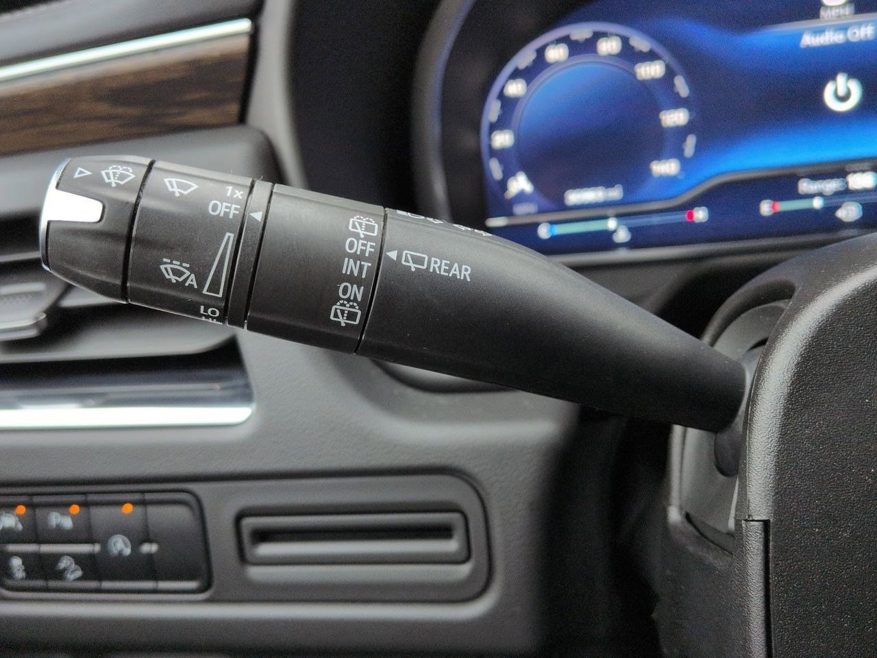 Thumbnail: 2023 Chevrolet Suburban - 26