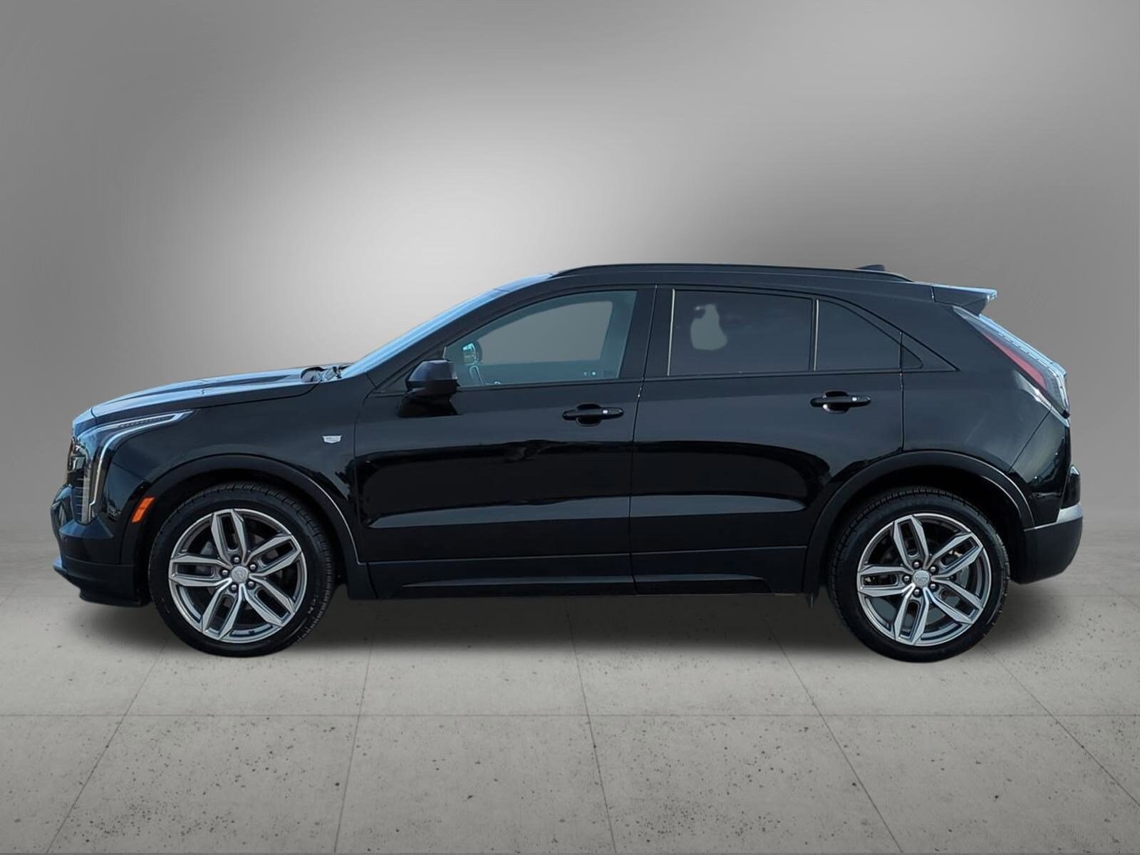 2019 Cadillac XT4 Sport photo 3