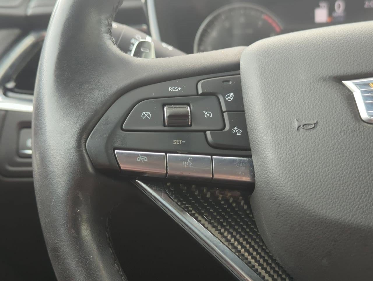 Thumbnail: 2020 Cadillac XT6 - 23