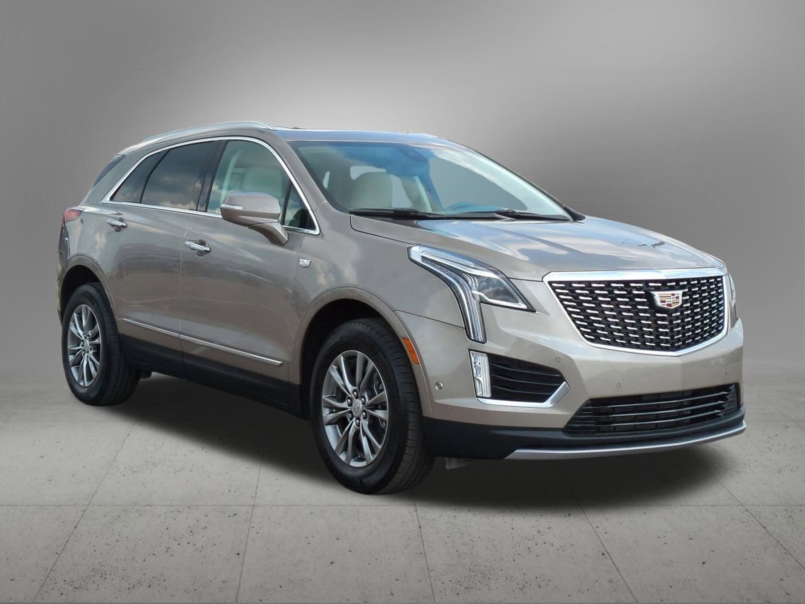 Thumbnail: 2023 Cadillac XT5 - 8