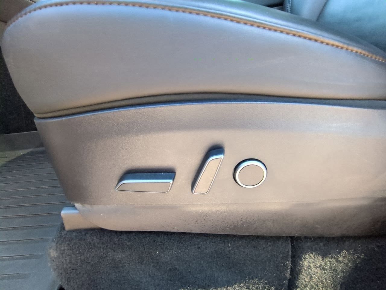 Thumbnail: 2022 Tesla Model Y - 15