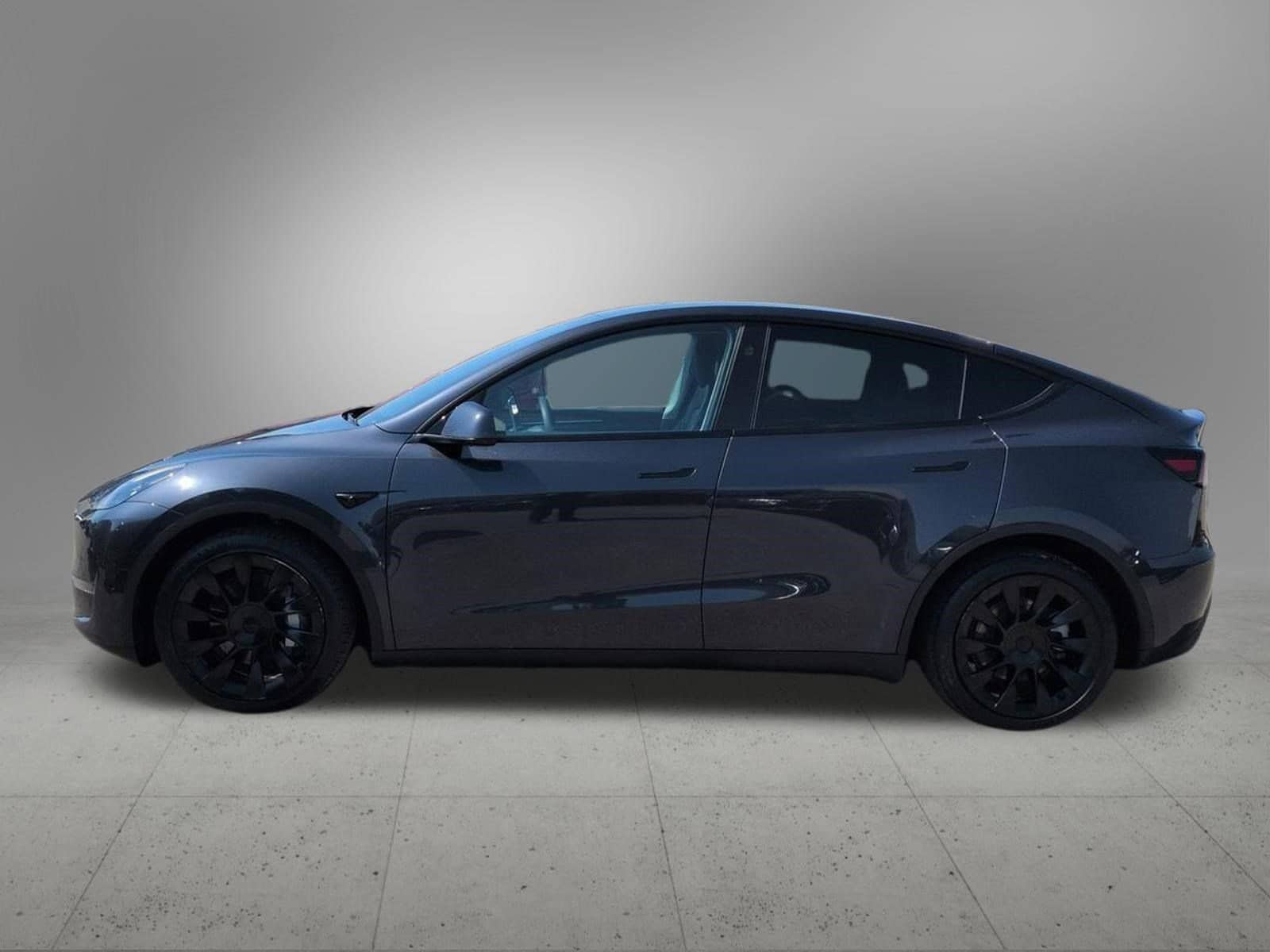 Thumbnail: 2024 Tesla Model Y - 3