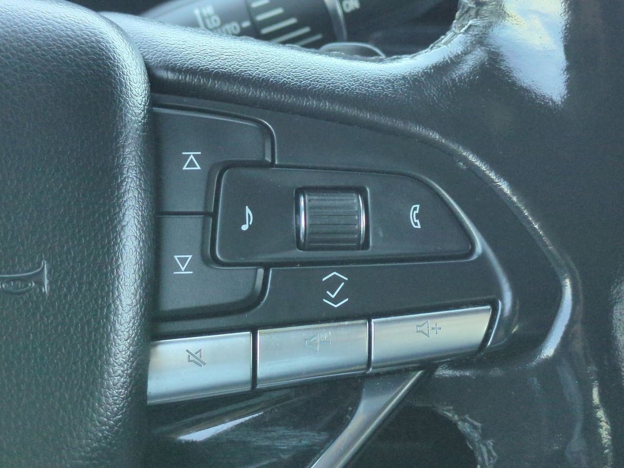 Thumbnail: 2022 Cadillac Escalade - 25