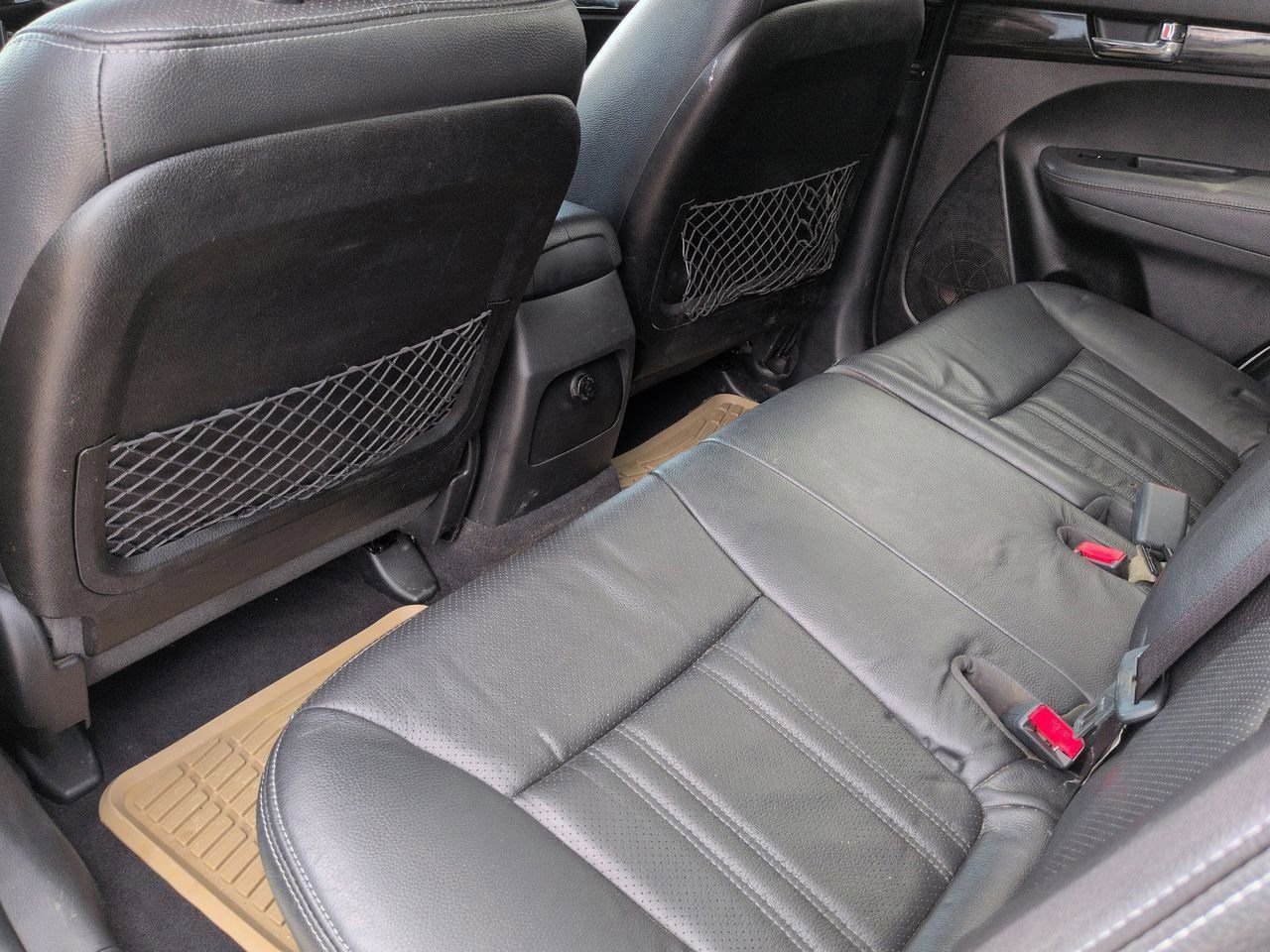 Thumbnail: 2013 Kia Sorento - 18