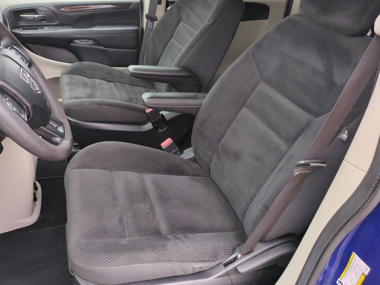Thumbnail: 2019 Dodge Grand Caravan - 14