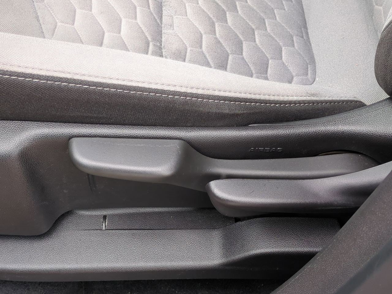 Thumbnail: 2021 Chevrolet Equinox - 17