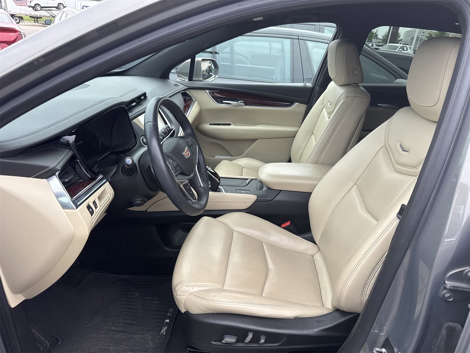 Thumbnail: 2018 Cadillac XT5 - 14