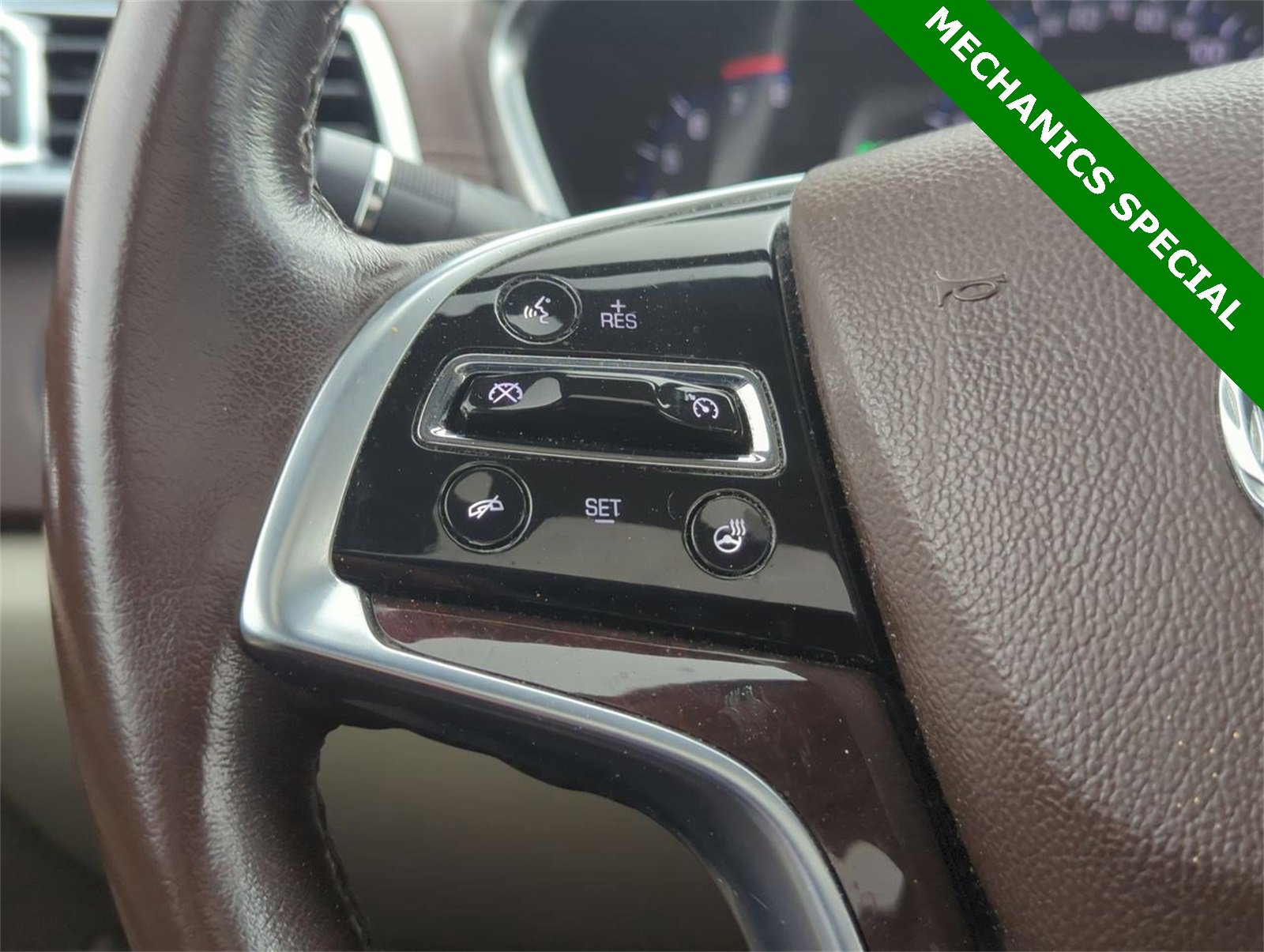 Thumbnail: 2014 Cadillac SRX - 23