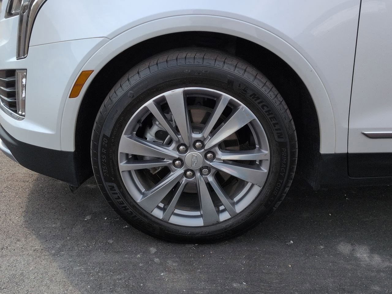 Thumbnail: 2024 Cadillac XT5 - 13