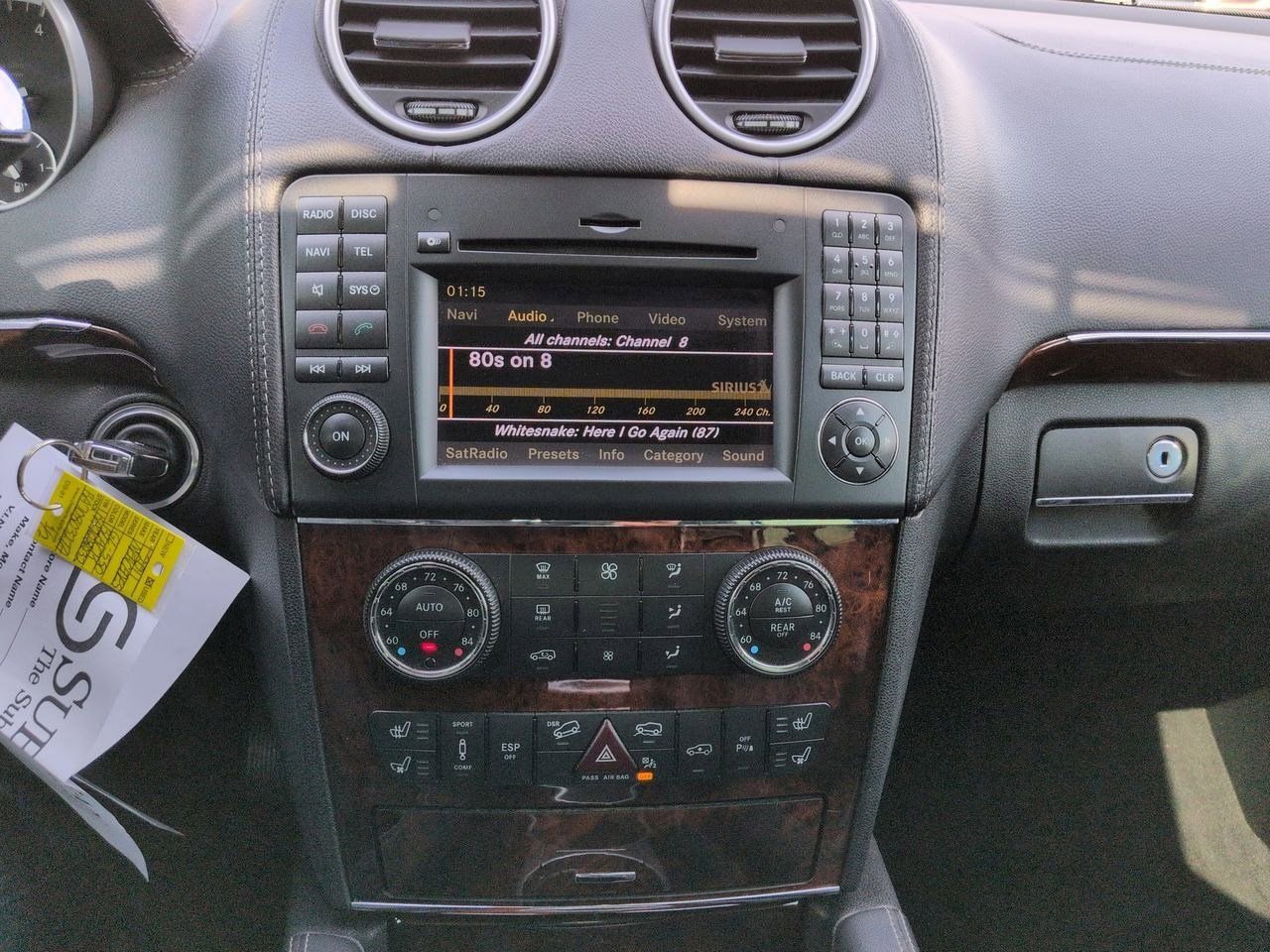 Thumbnail: 2011 Mercedes-Benz GL-Class - 29