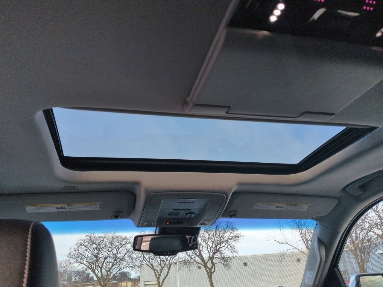 Thumbnail: 2019 Chevrolet Suburban - 23