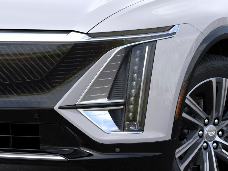 Thumbnail: 2025 Cadillac Lyriq - 34