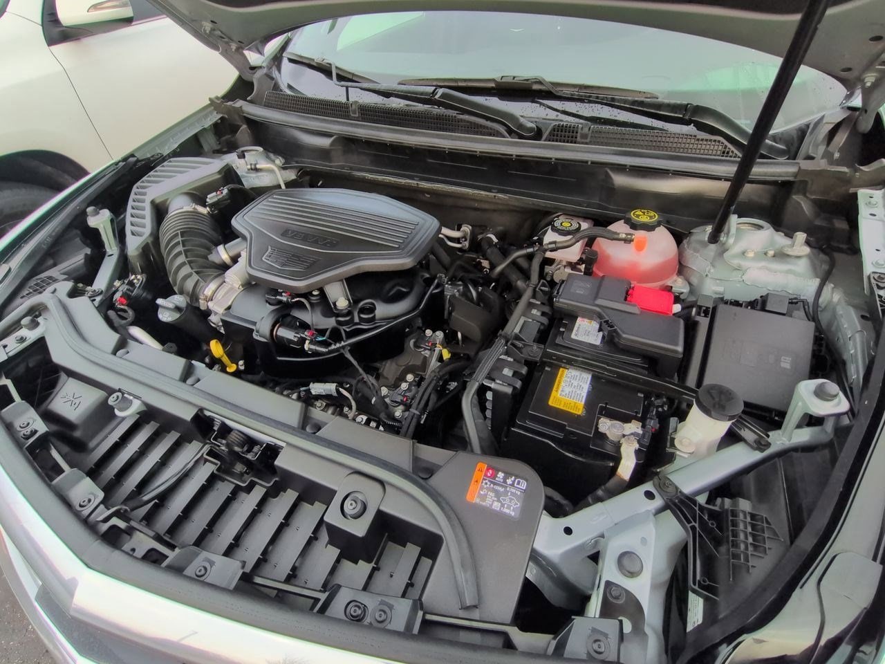 Thumbnail: 2023 Cadillac XT5 - 14