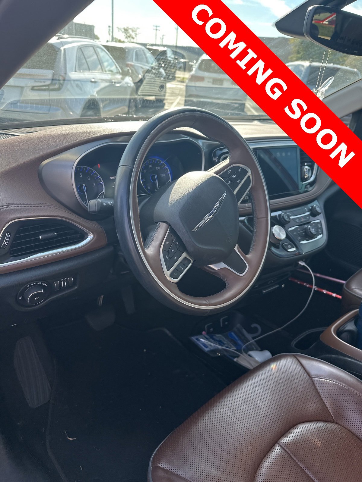 Thumbnail: 2017 Chrysler Pacifica - 14