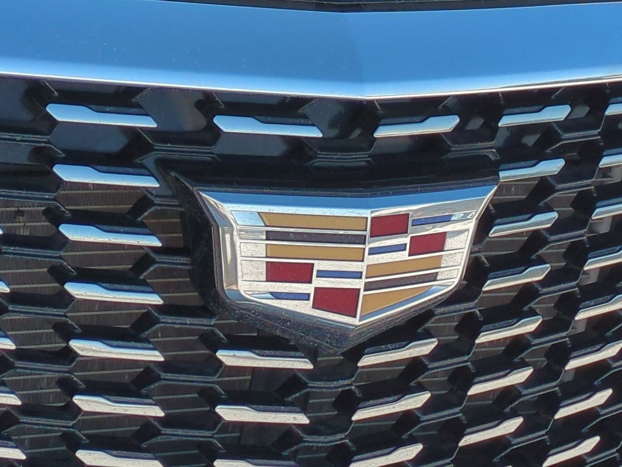 Thumbnail: 2023 Cadillac XT5 - 11