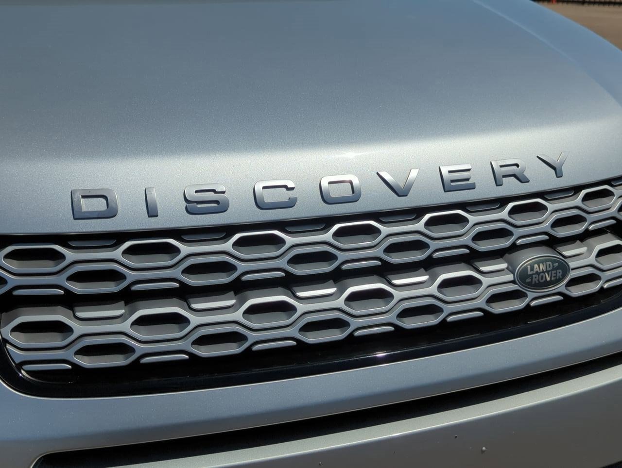 Thumbnail: 2020 Land Rover Discovery Sport - 11