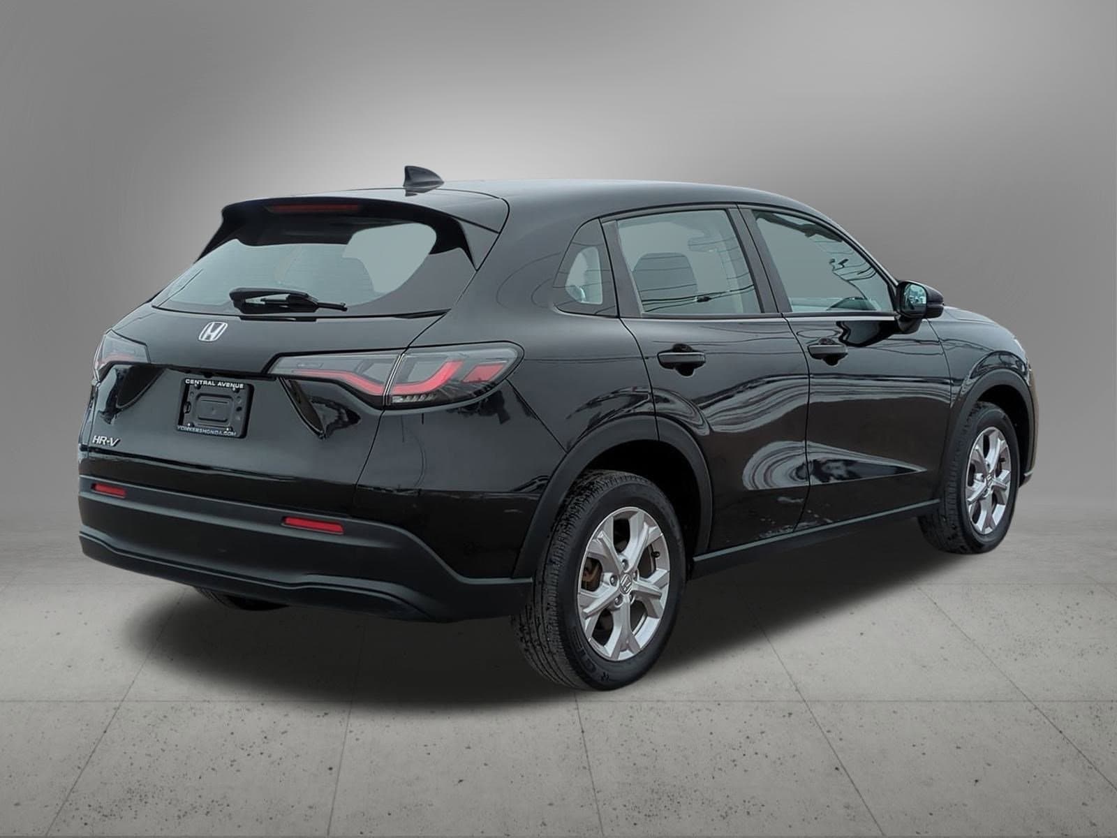 Thumbnail: 2023 Honda HR-V - 6