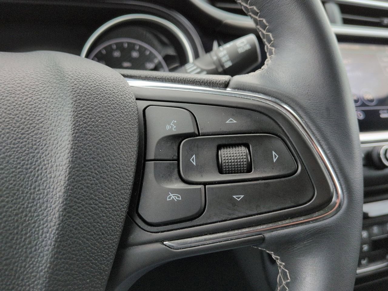 Thumbnail: 2023 Buick Encore GX - 24