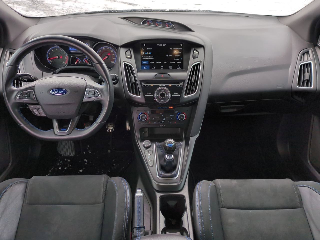 Thumbnail: 2017 Ford Focus - 15