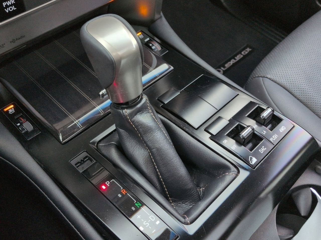 Thumbnail: 2021 Lexus GX - 34