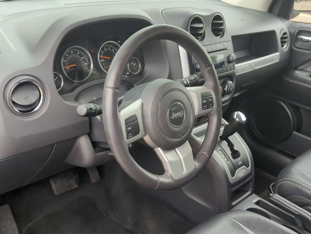 Thumbnail: 2017 Jeep Compass - 2