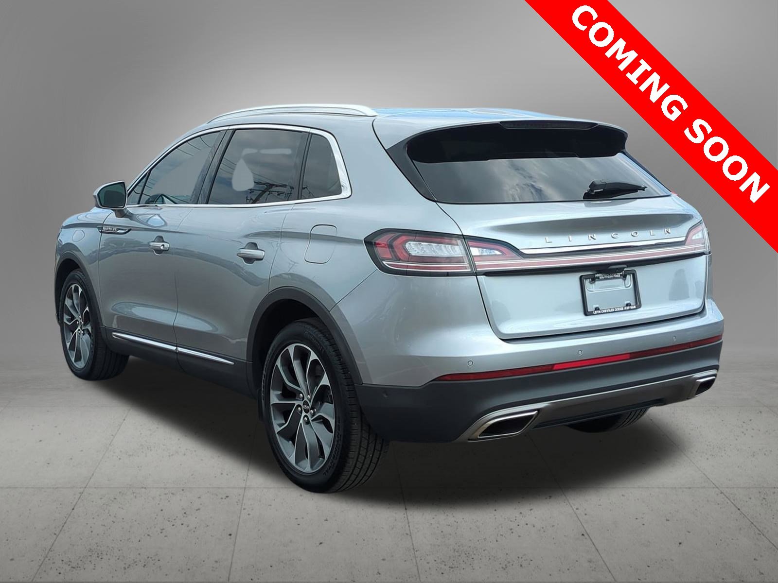 Thumbnail: 2023 Lincoln Nautilus - 4