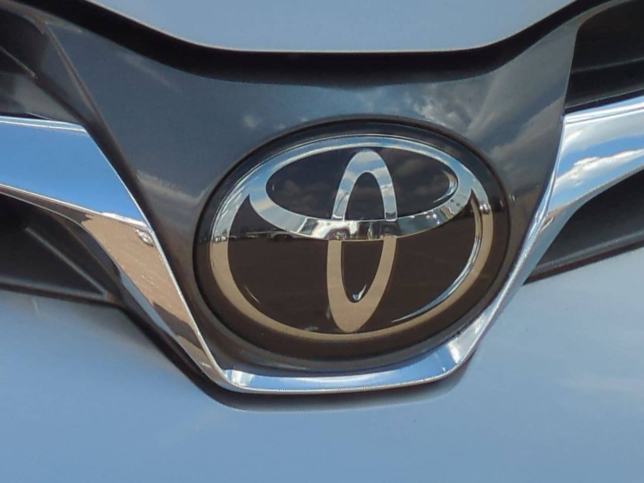Thumbnail: 2020 Toyota Sienna - 11