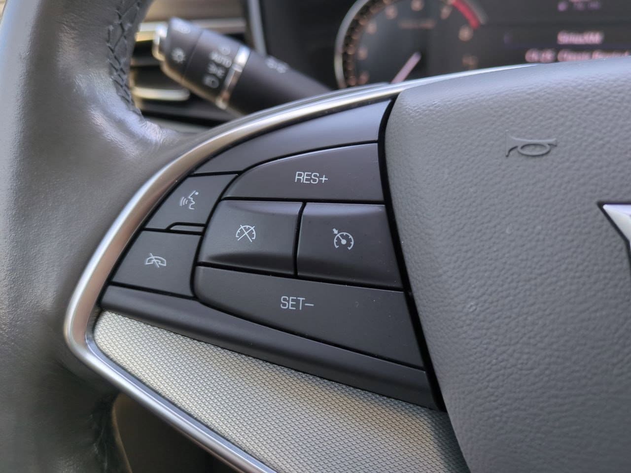 Thumbnail: 2022 Cadillac XT5 - 24