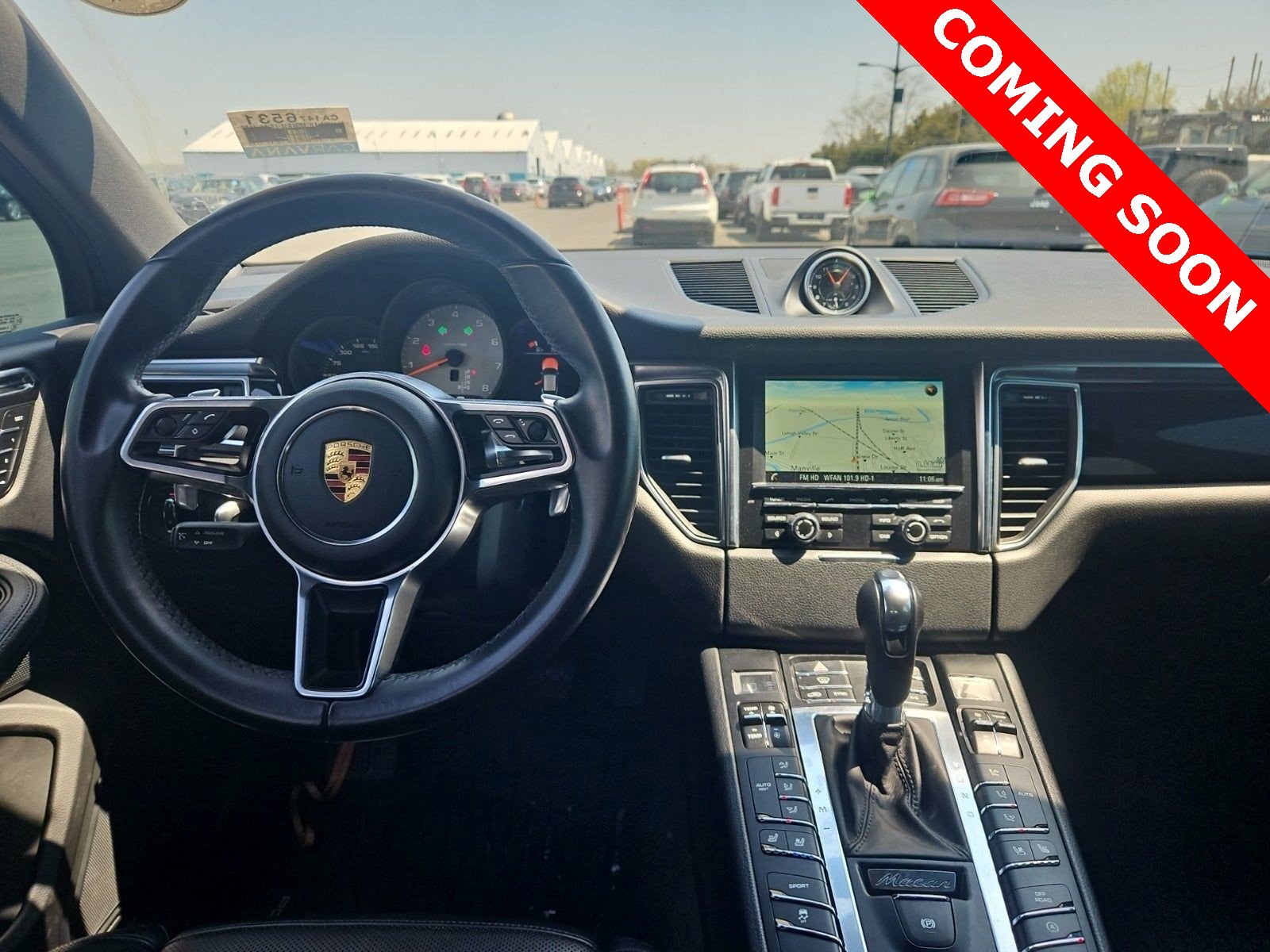 Thumbnail: 2016 Porsche Macan - 9