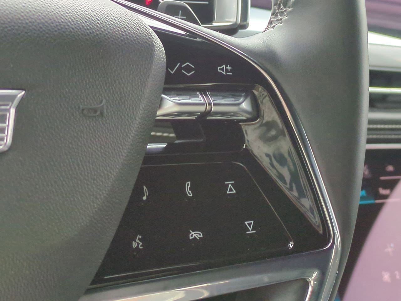 Thumbnail: 2025 Cadillac Escalade - 25