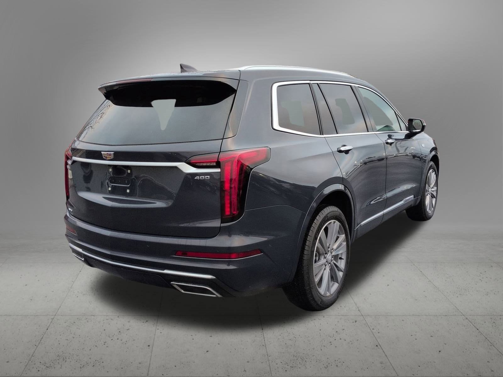 Thumbnail: 2025 Cadillac XT6 - 6