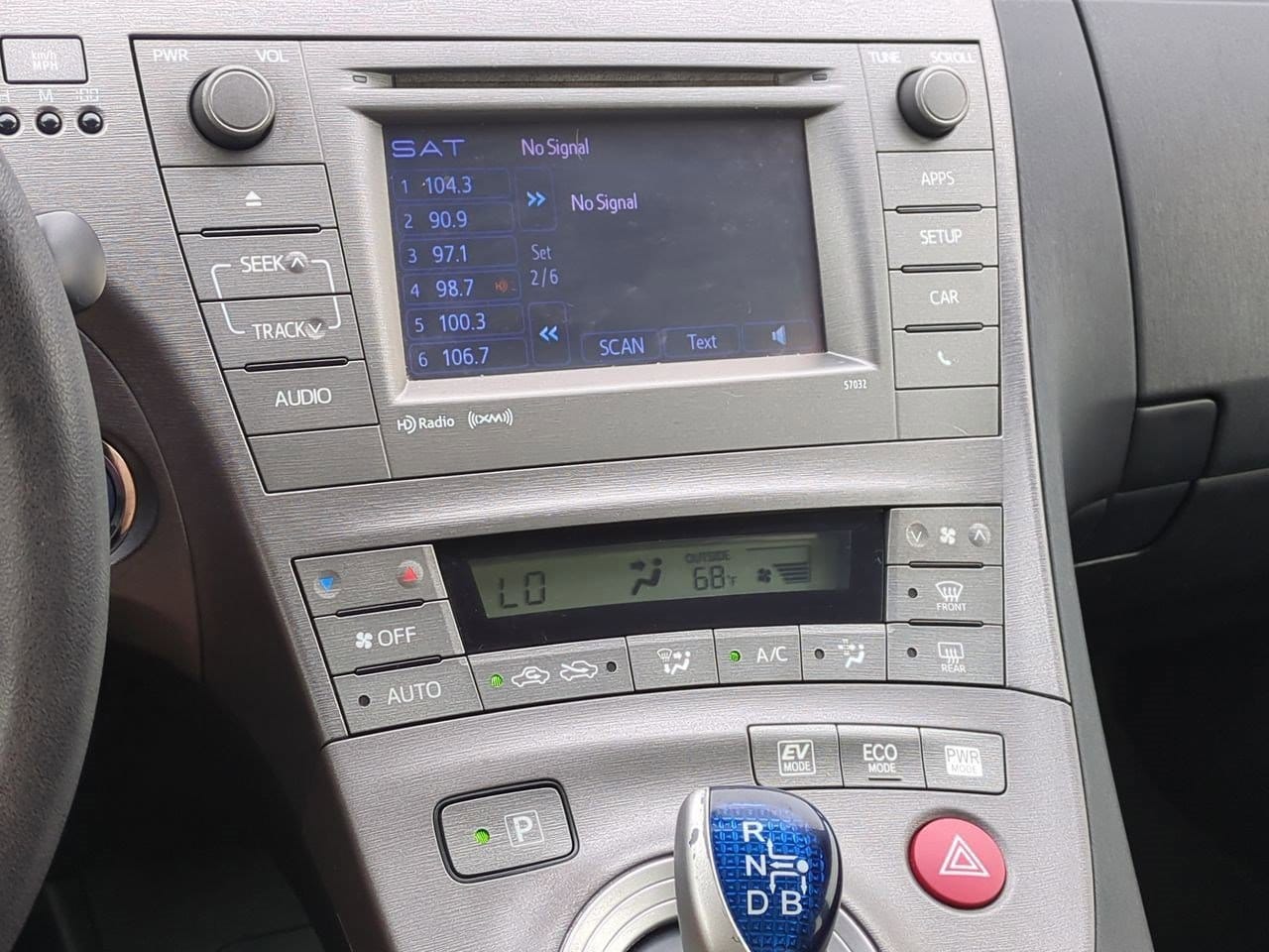 Thumbnail: 2012 Toyota Prius - 28