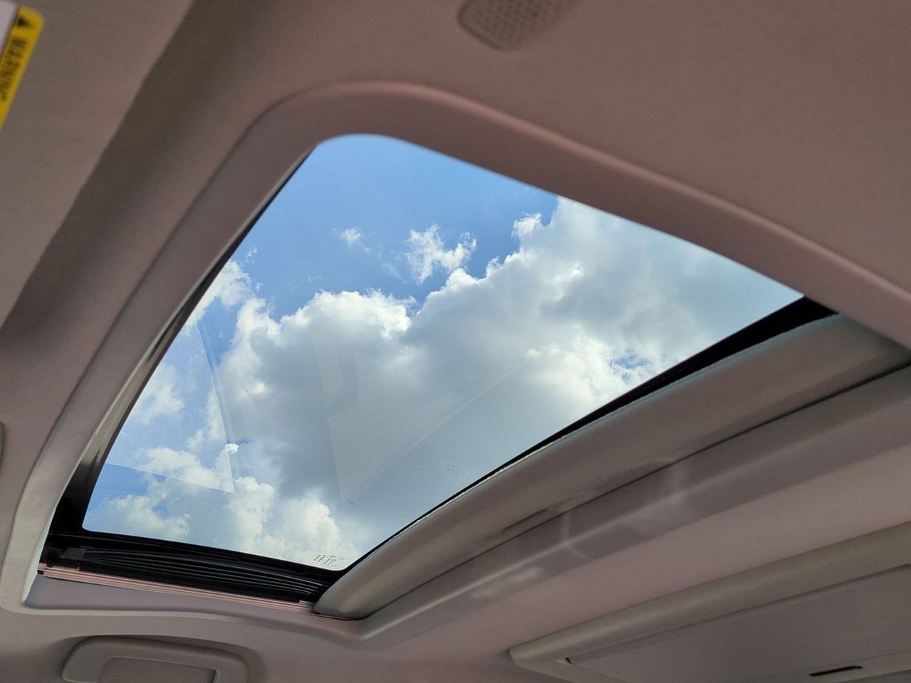 Thumbnail: 2020 Toyota Sienna - 18