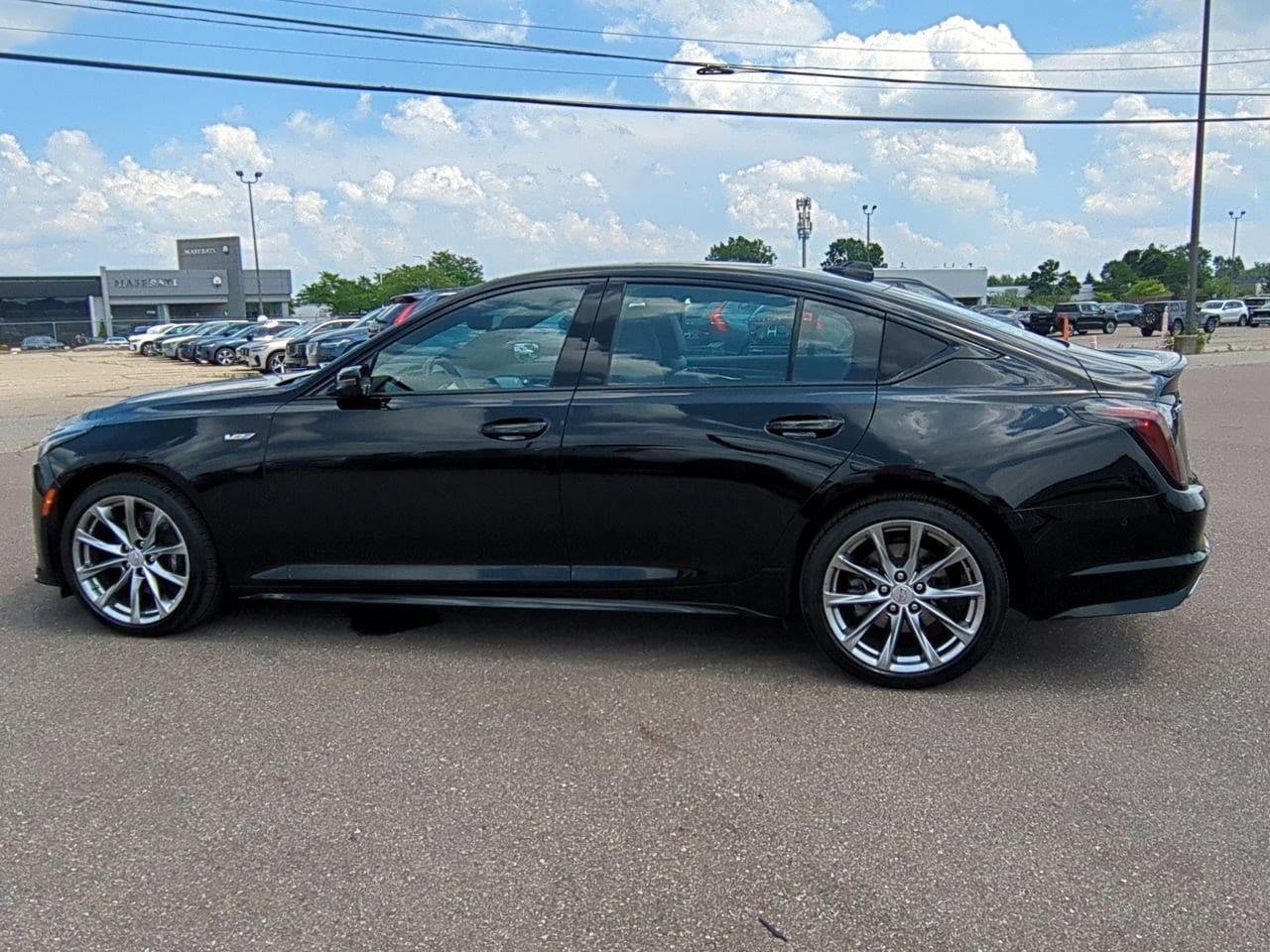 Thumbnail: 2022 Cadillac CT5 - 3