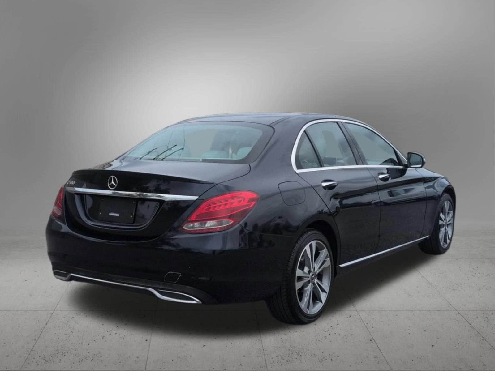 2017 Mercedes-Benz C-Class C300 - Photo 6
