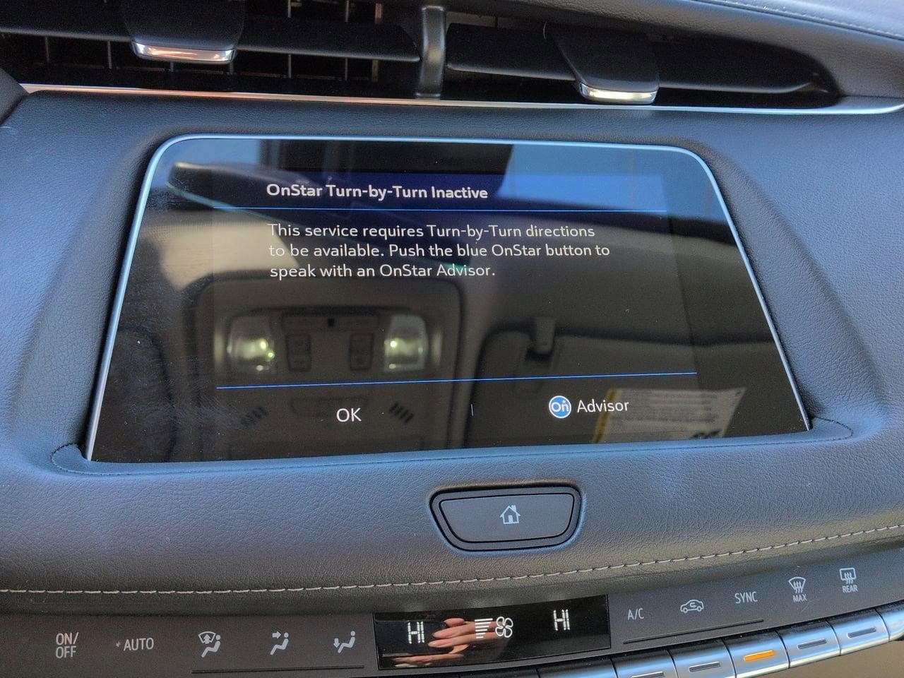 Thumbnail: 2022 Cadillac XT4 - 28