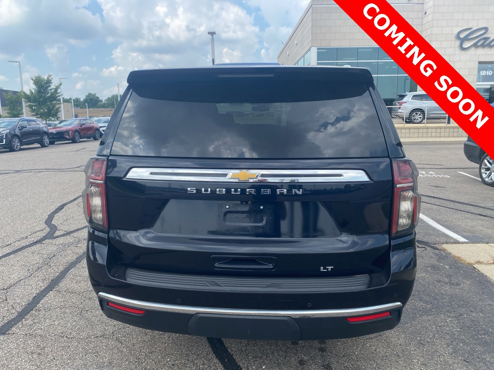 Thumbnail: 2022 Chevrolet Suburban - 6