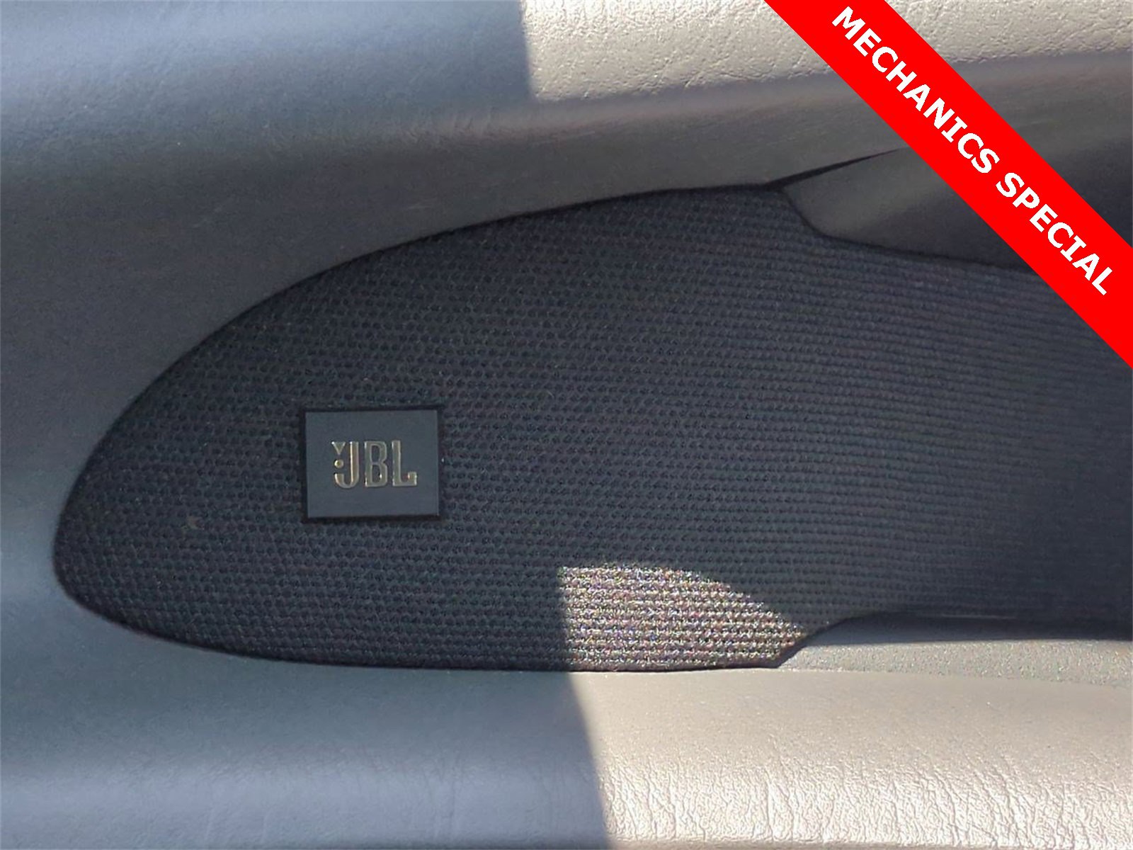 Thumbnail: 2004 Toyota Avalon - 25