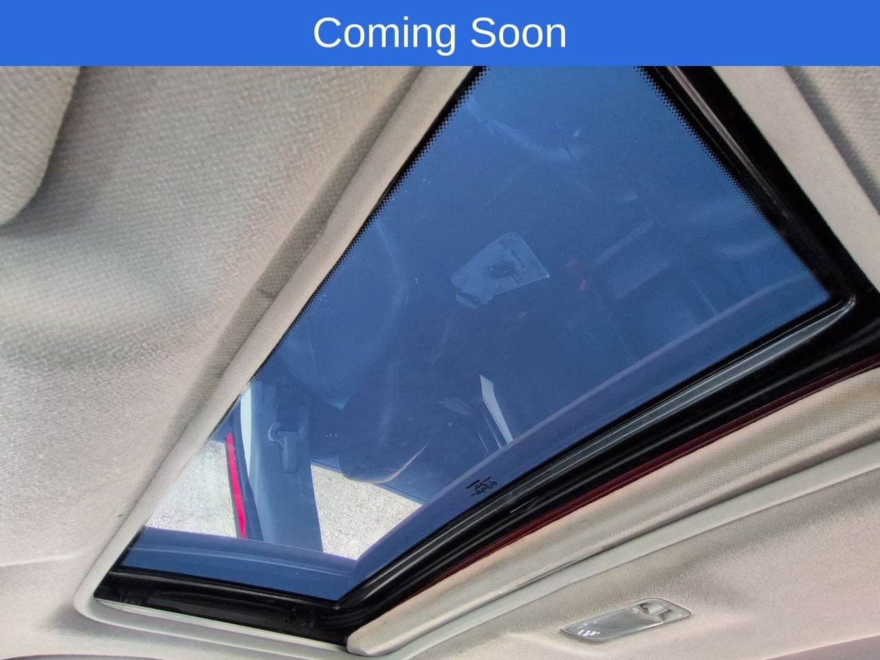 Thumbnail: 2015 Nissan Sentra - 16