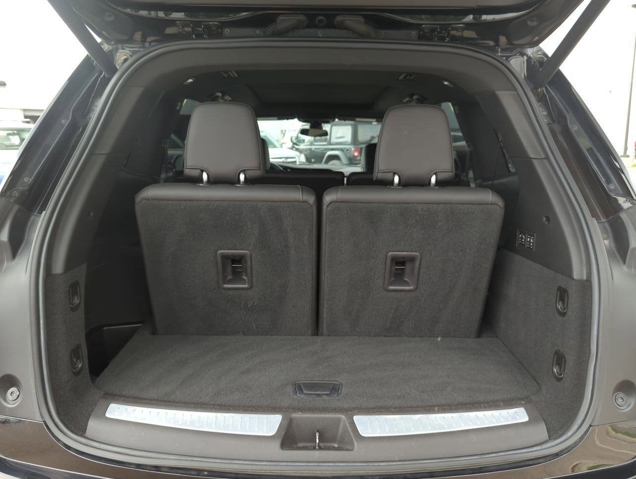 Thumbnail: 2020 Cadillac XT6 - 34