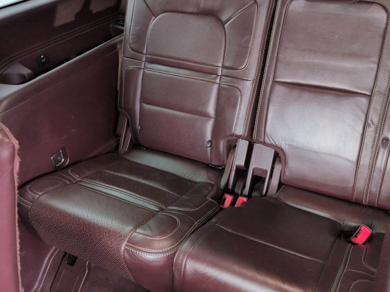 Thumbnail: 2019 Lincoln Navigator - 19