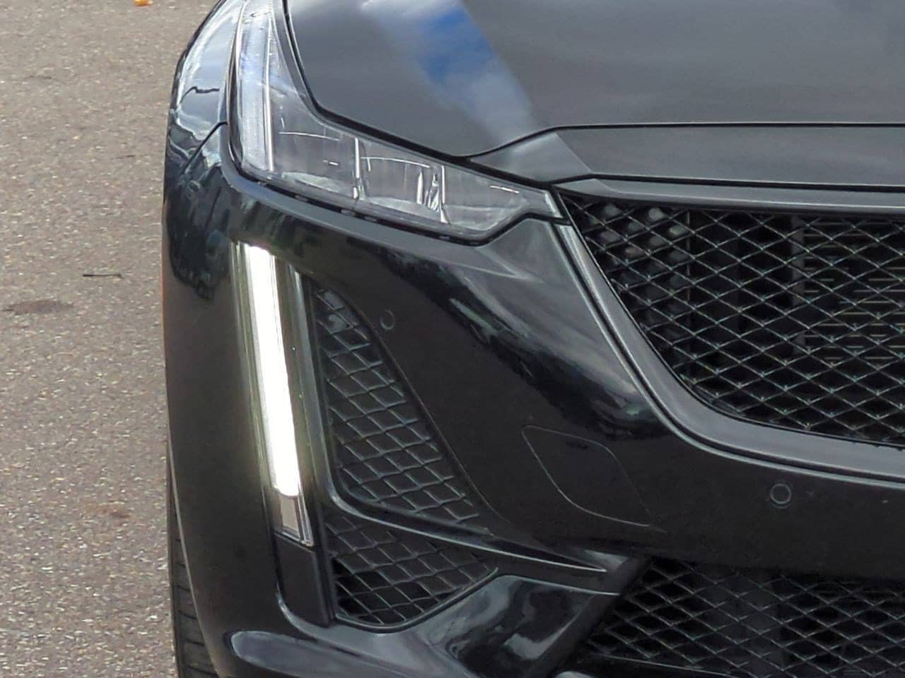 Thumbnail: 2024 Cadillac CT5 - 10