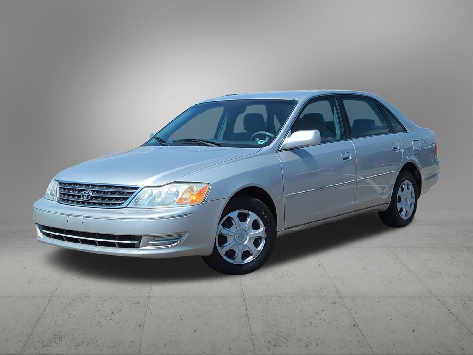 2004 Toyota Avalon XL -
                  Troy, MI